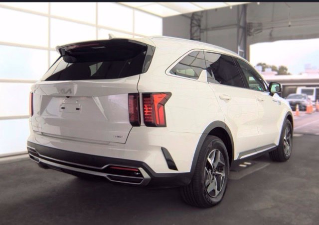 Used 2023 Kia Sorento Hybrid EX SUV