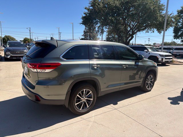 Used 2019 Toyota Highlander XLE SUV