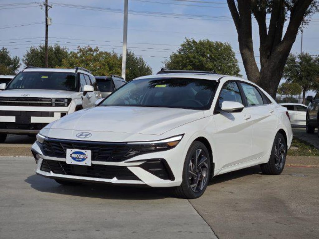 New 2026 Hyundai Elantra Limited Sedan