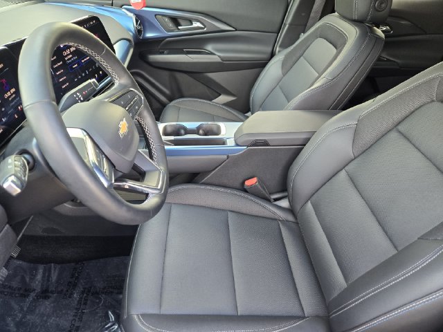 2024 Chevrolet Equinox EV LT - Photo 7