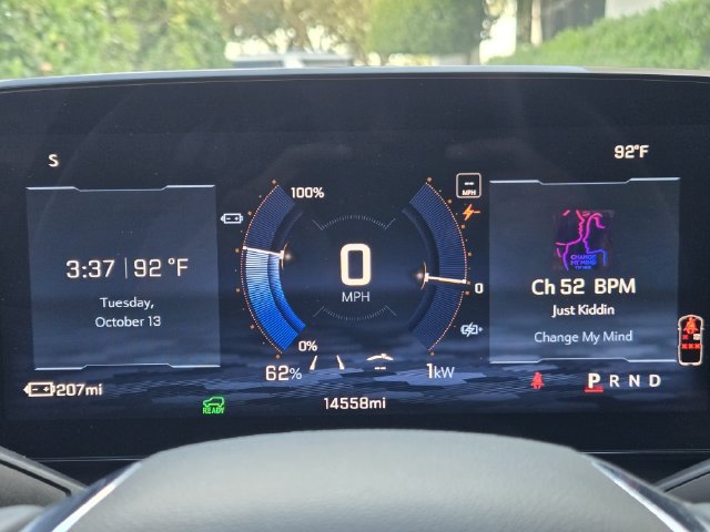 2024 Chevrolet Equinox EV LT - Photo 9