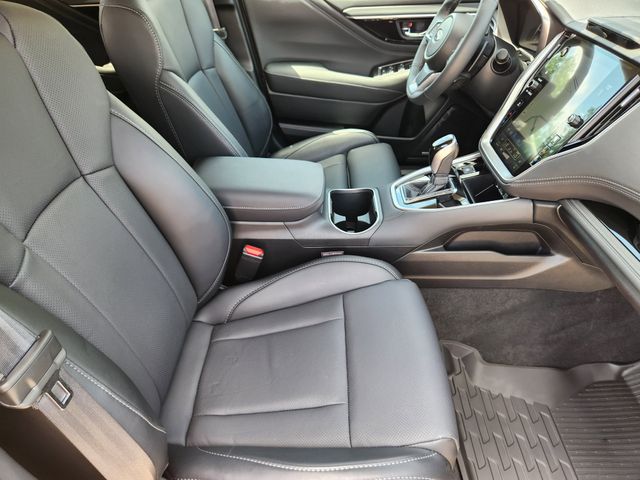 2025 Subaru Outback Limited - Photo 14