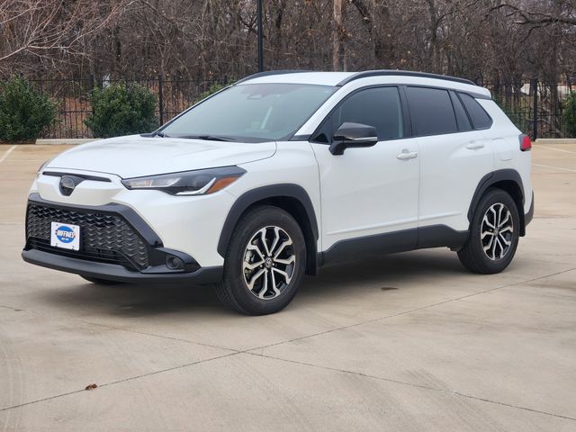 2025 Toyota Corolla Cross SE - Photo 3