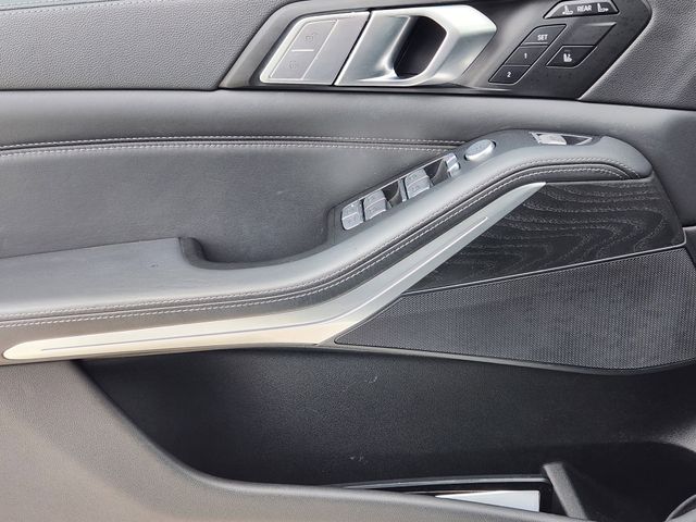 2022 BMW X7 40i - Photo 24