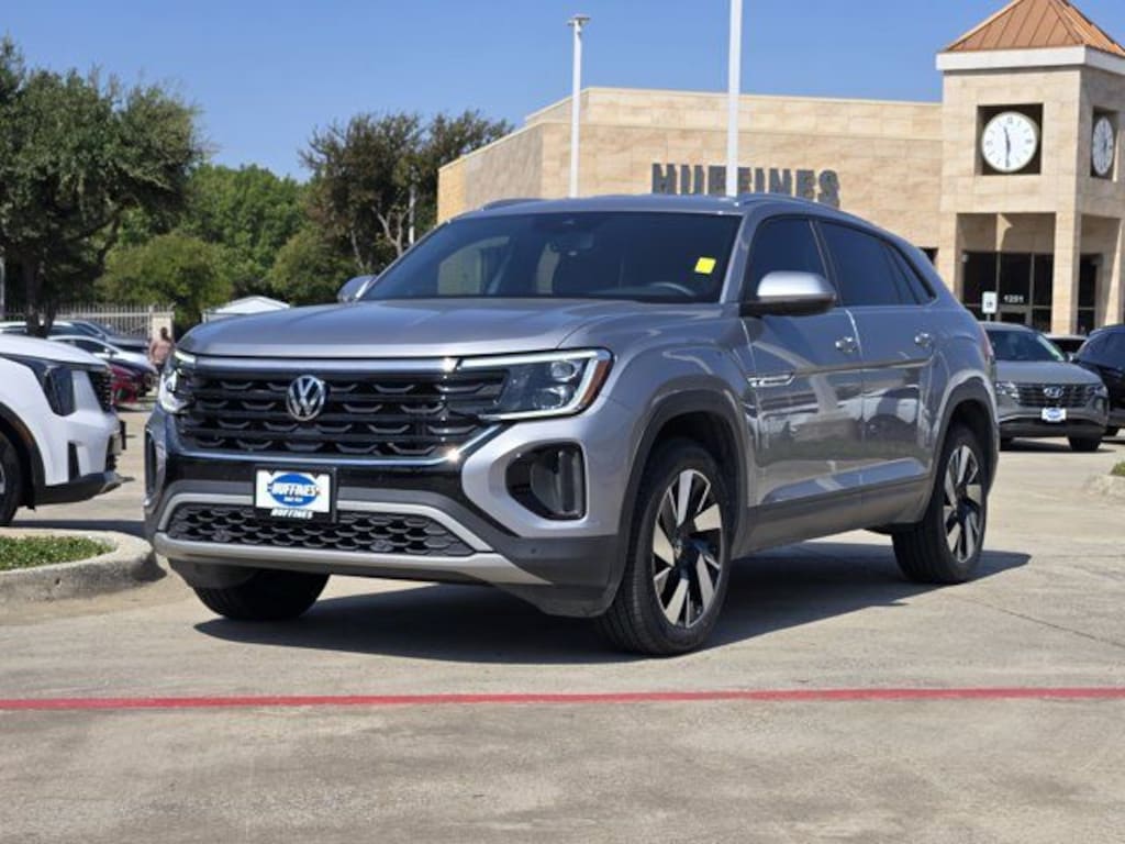 Used 2024 Volkswagen Atlas Cross Sport 2.0T SE w/Technology SUV
