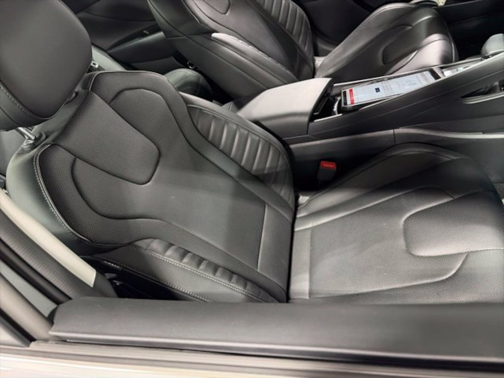 Used 2025 Hyundai Elantra Hybrid Limited Sedan