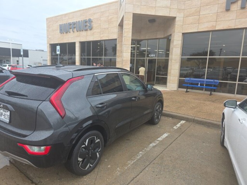 Used 2023 Kia Niro EV Wind SUV