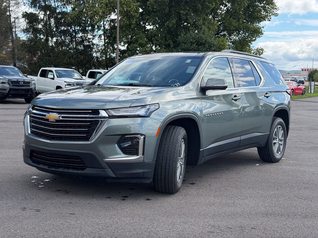 Used 2023 Chevrolet Traverse LT Cloth Sport Utility