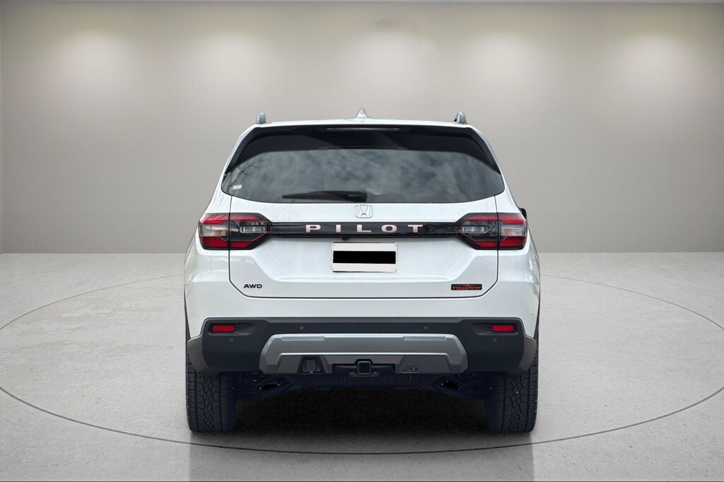 New 2026 Honda Pilot TrailSport SUV
