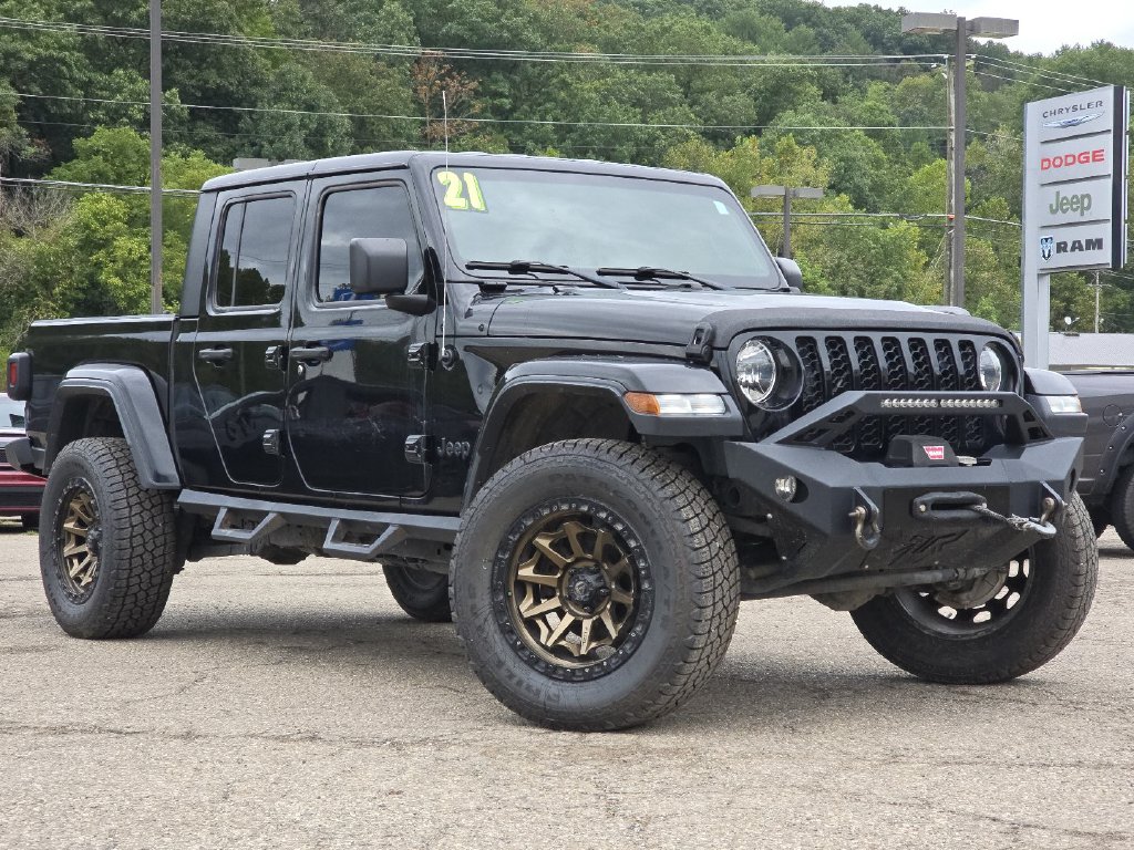 2021 Jeep Gladiator Sport Truck