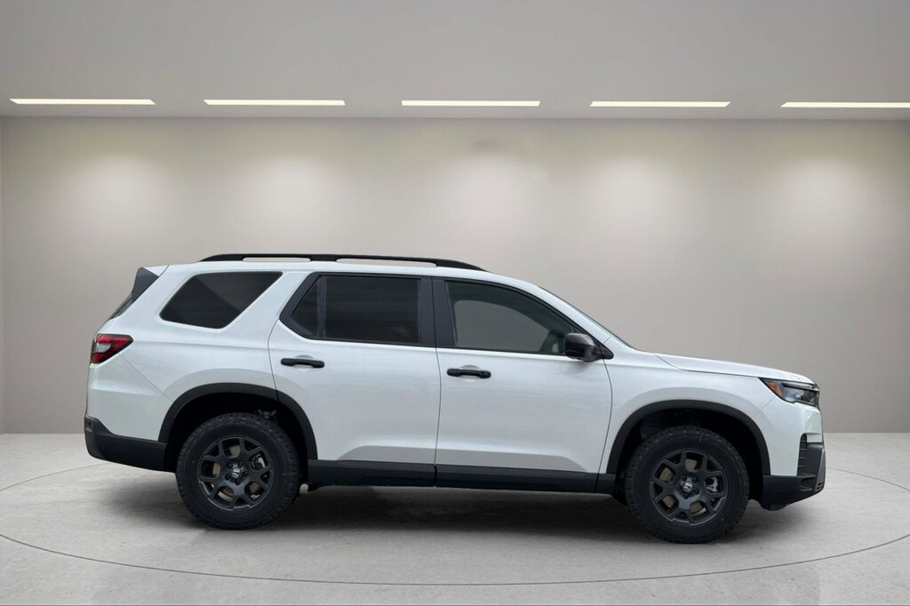 New 2026 Honda Pilot TrailSport SUV