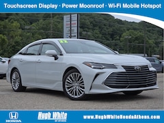 2022 Toyota Avalon Limited Sedan