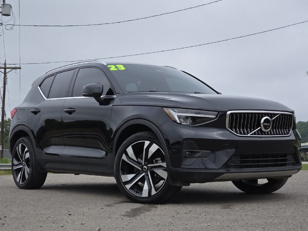2023 Volvo XC40