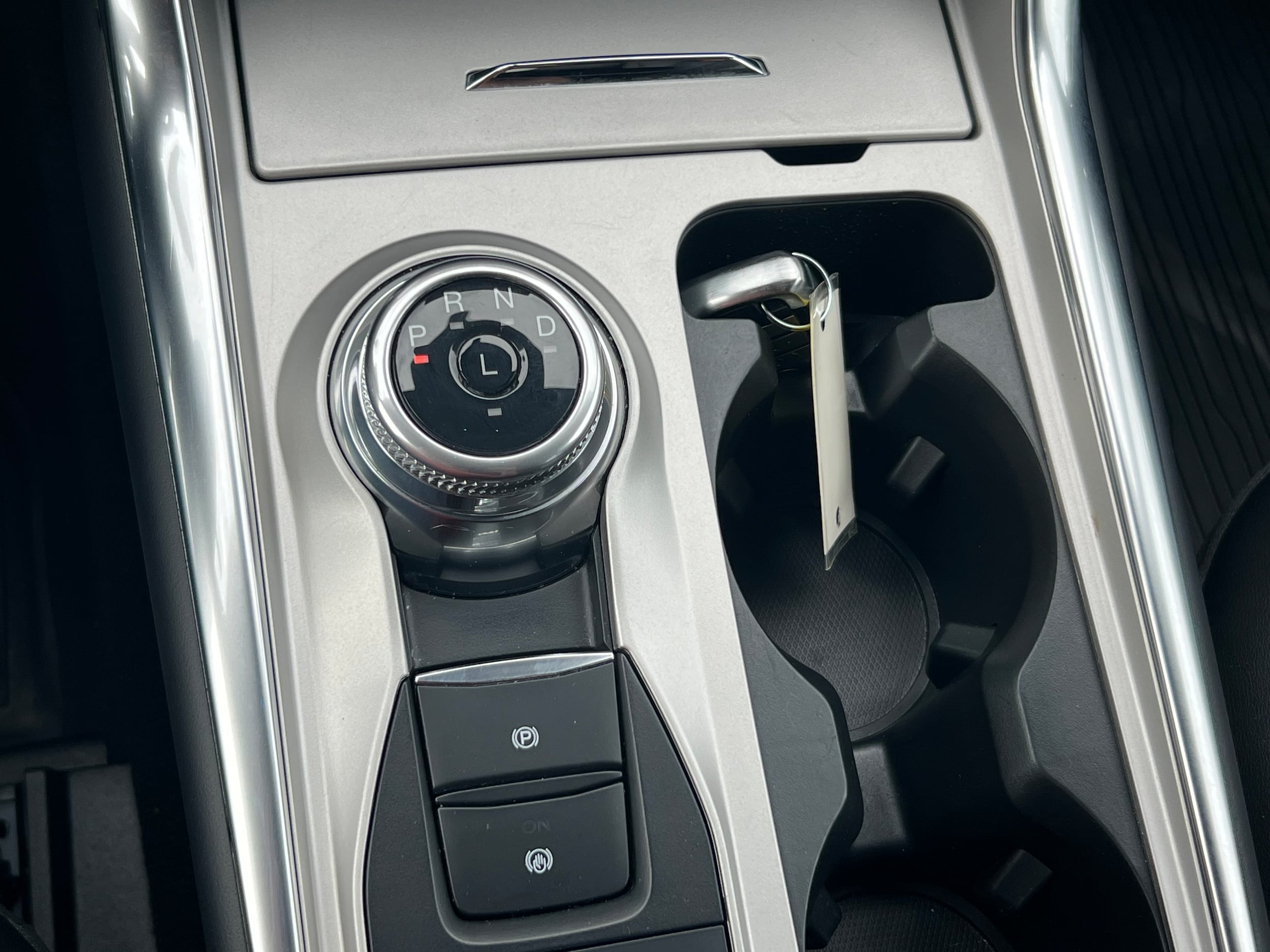 2023 Ford Explorer XLT - Photo 21