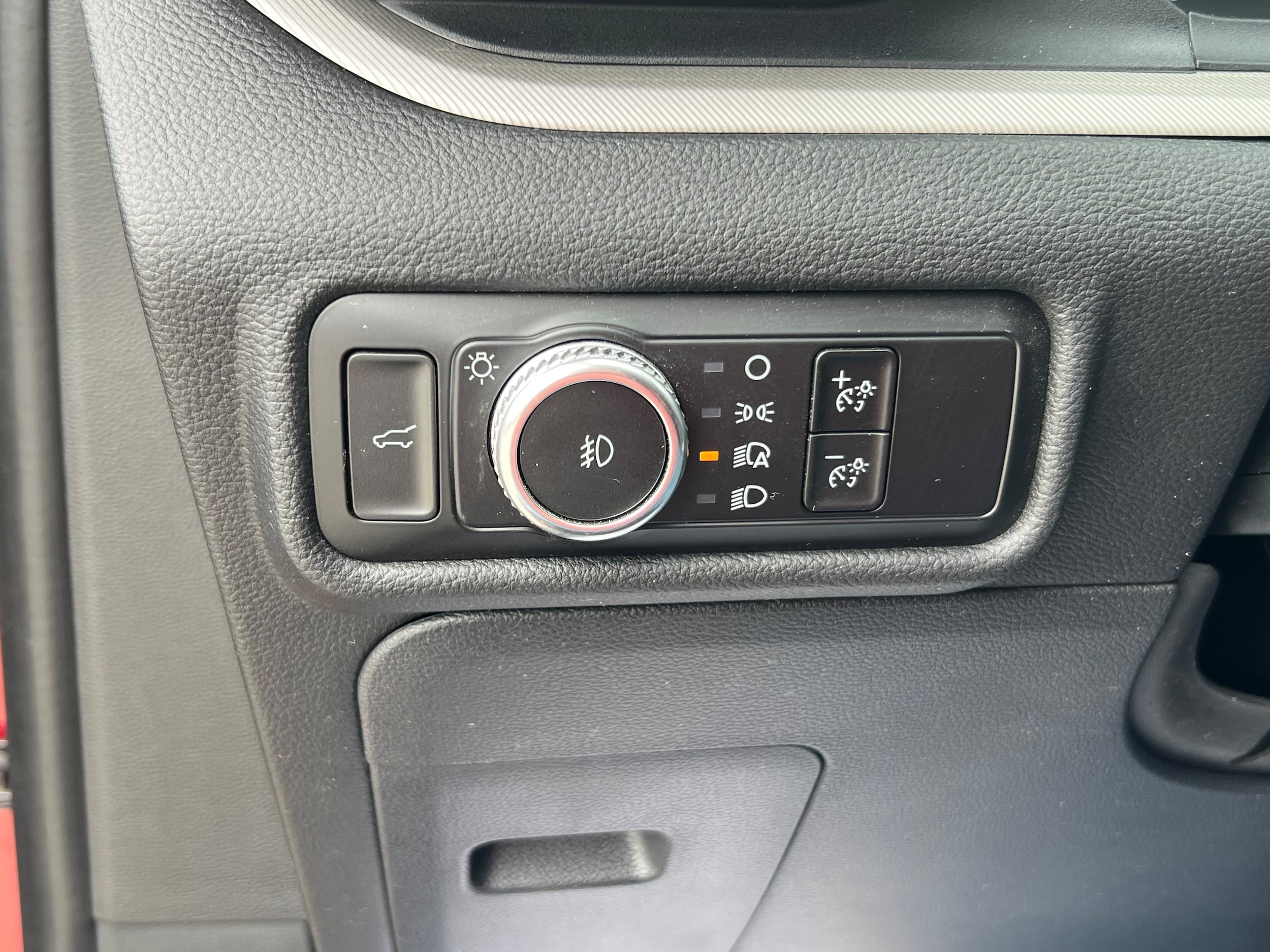 2023 Ford Explorer XLT - Photo 15