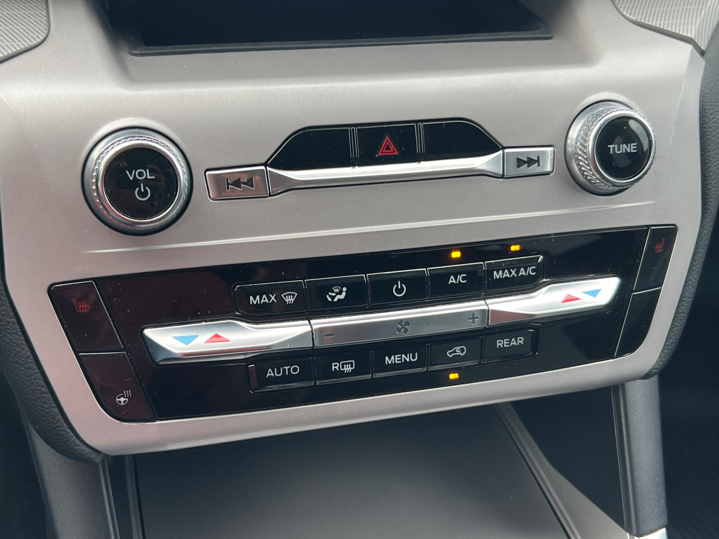 2023 Ford Explorer XLT - Photo 20
