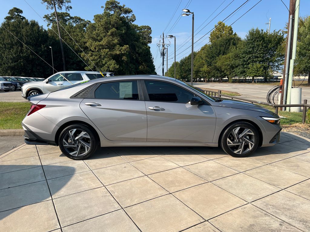 Certified 2025 Hyundai Elantra SEL Sport Sedan