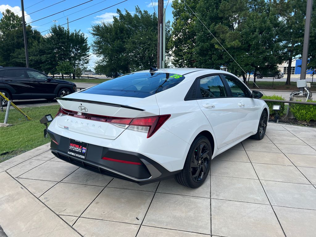 2026 Hyundai Elantra SEL Sport - Photo 11