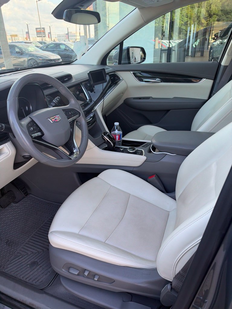 Used 2022 Cadillac XT6 Premium Luxury SUV