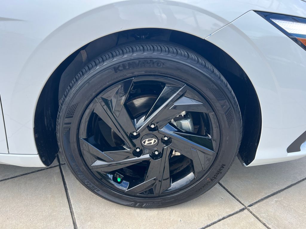 2026 Hyundai Elantra SEL Sport - Photo 5