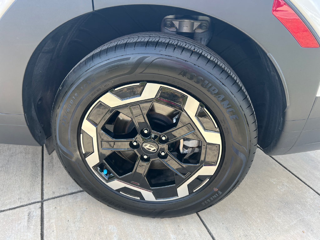 2025 Hyundai Santa Fe SEL - Photo 15