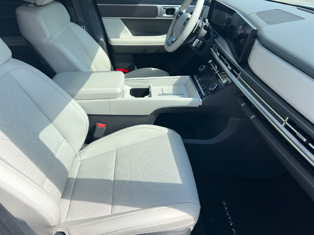 2025 Hyundai Santa Fe SEL - Photo 7