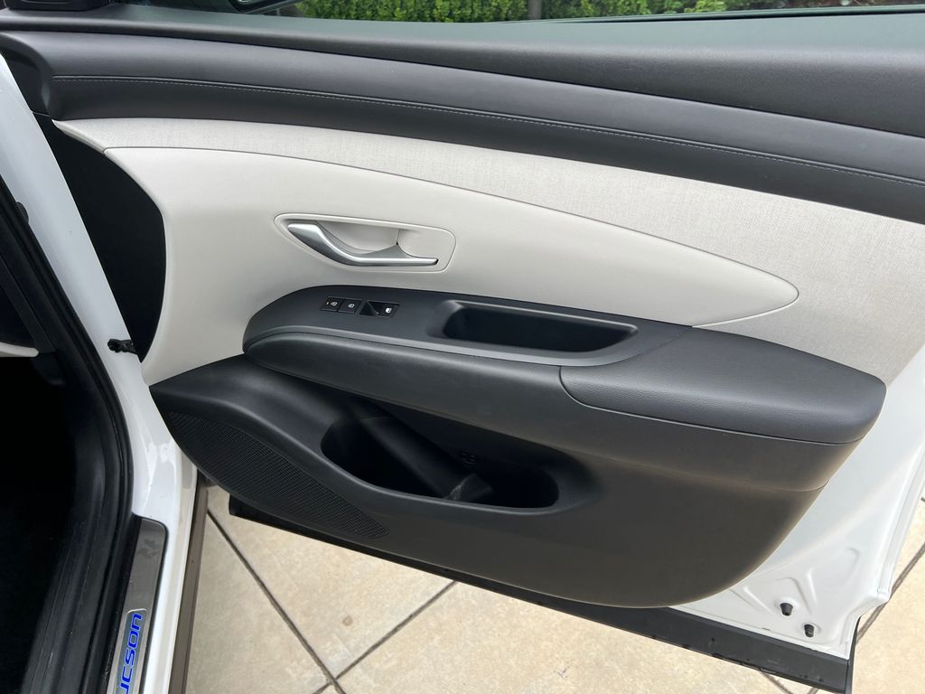 2025 Hyundai Tucson SEL Convenience - Photo 6