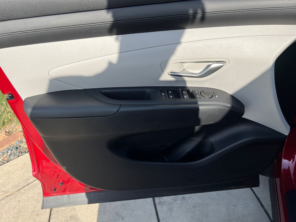 2026 Hyundai Tucson SEL - Photo 16