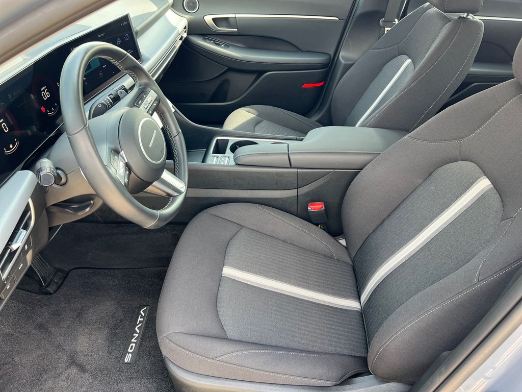 2026 Hyundai Sonata SEL - Photo 16