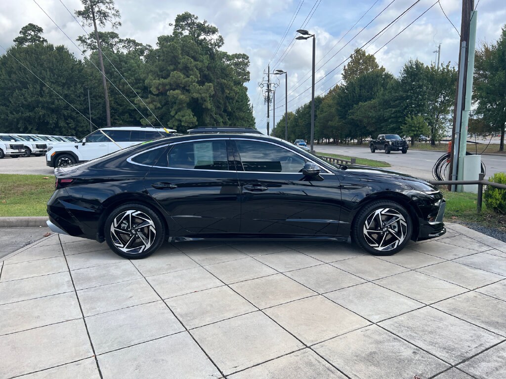 Certified 2025 Hyundai Sonata SEL Convenience Sedan