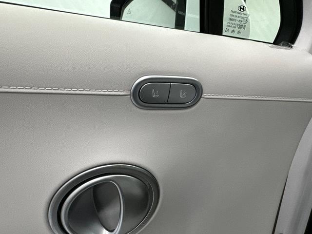 2026 Hyundai Palisade Limited - Photo 12