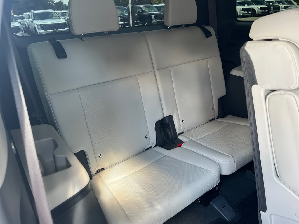2025 Hyundai Santa Fe SEL - Photo 11