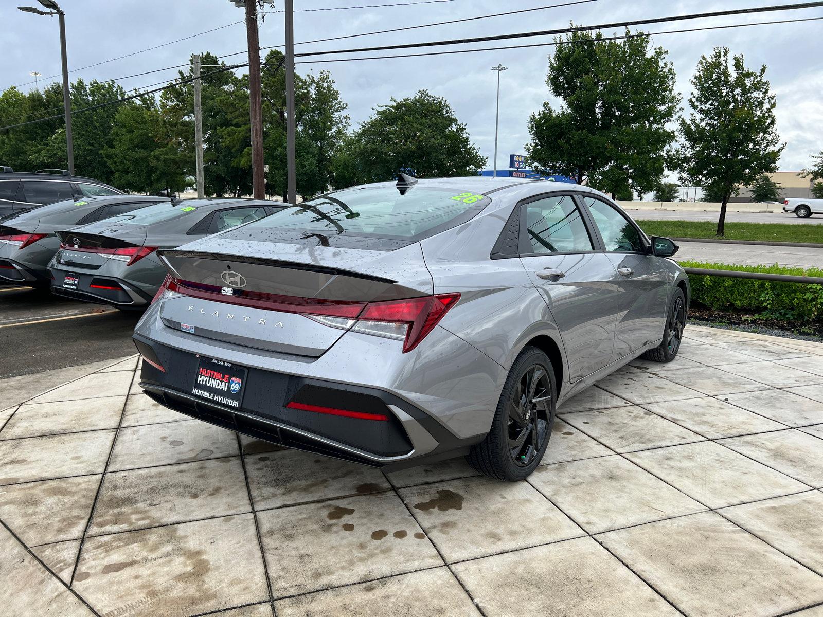 2026 Hyundai Elantra SEL Sport - Photo 11