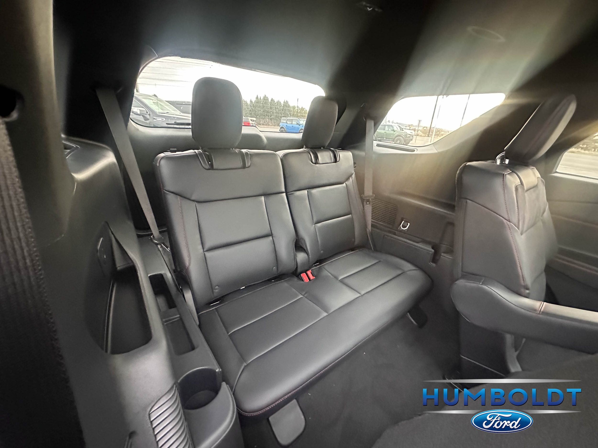 2026 Ford Explorer ST - Photo 33