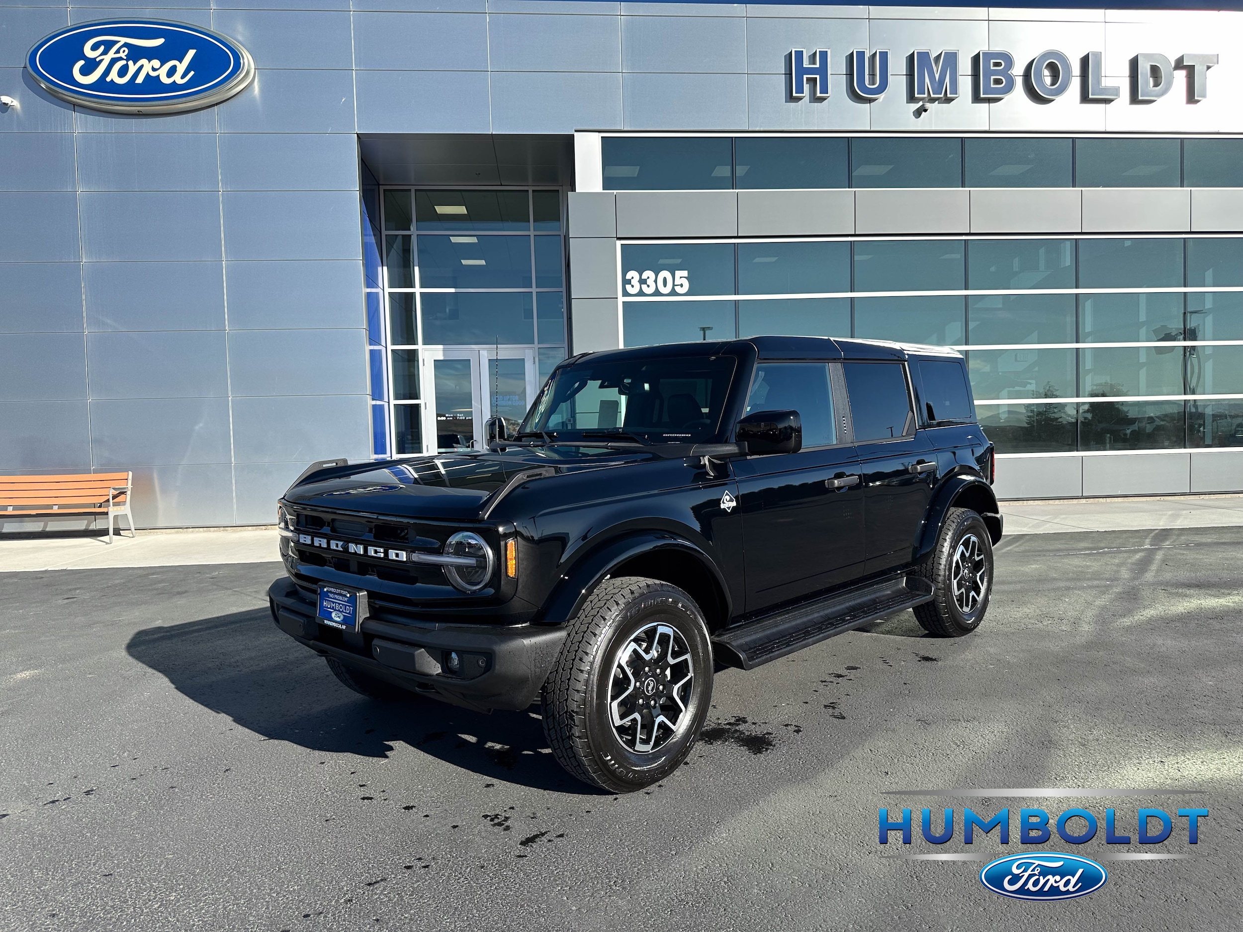 2026 Ford Bronco 4-Door Outer Banks