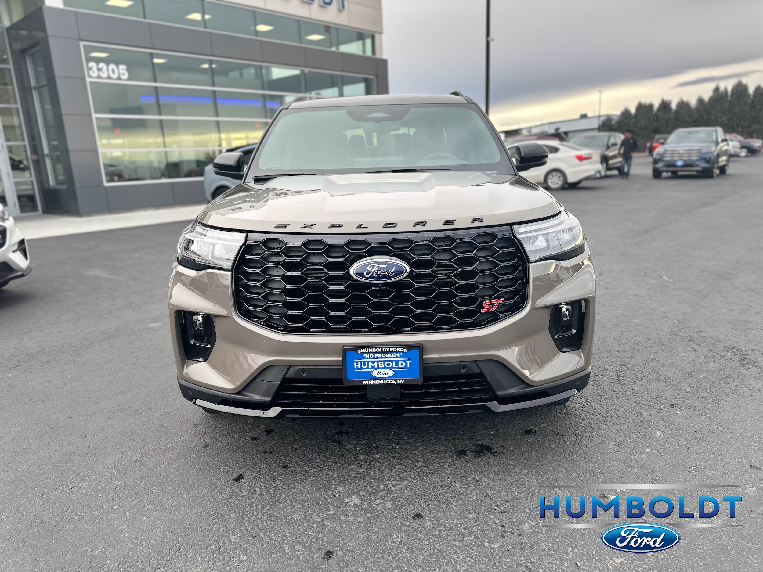 2026 Ford Explorer ST - Photo 2