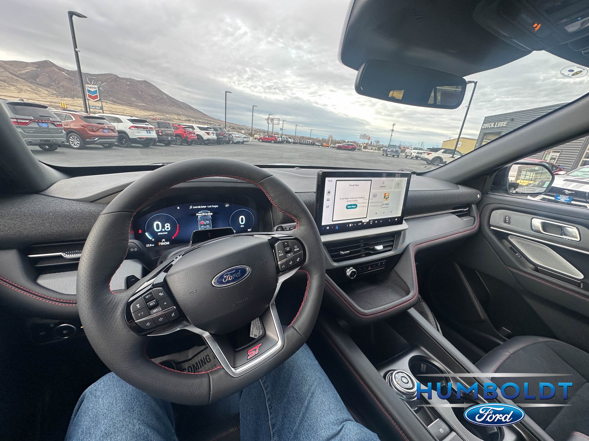 2026 Ford Explorer ST - Photo 18