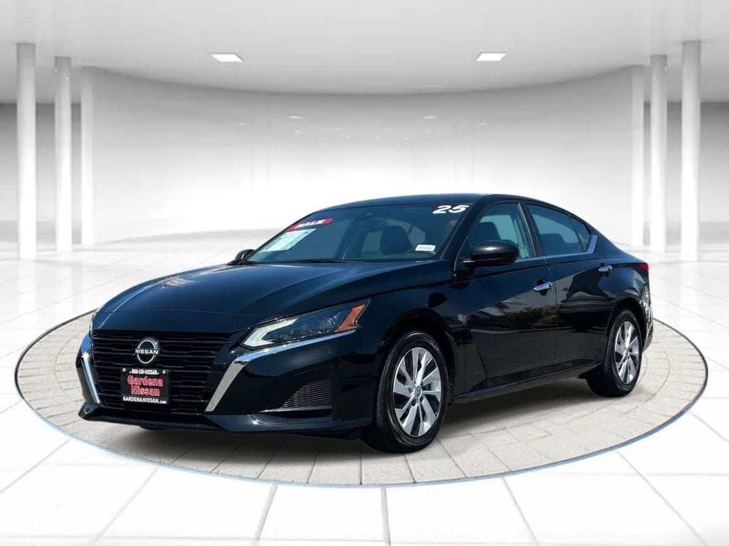 2025 Nissan Altima