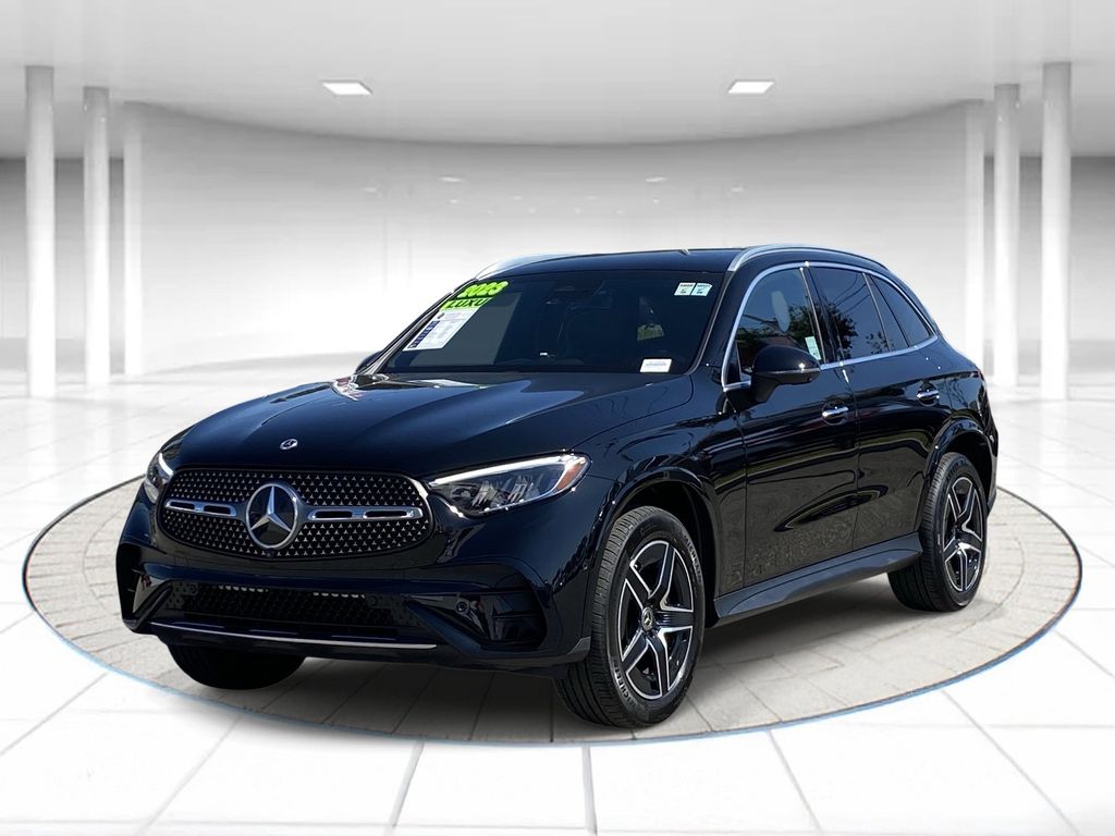 2023 Mercedes-Benz GLC