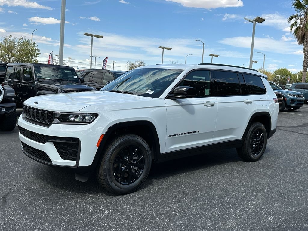 New 2026 Jeep Grand Cherokee L LAREDO ALTITUDE 4X4 Sport Utility