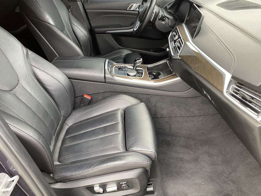 2022 BMW X5 40i - Photo 11