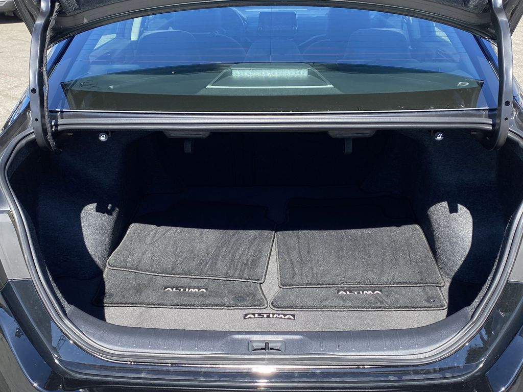 2025 Nissan Altima S - Photo 14