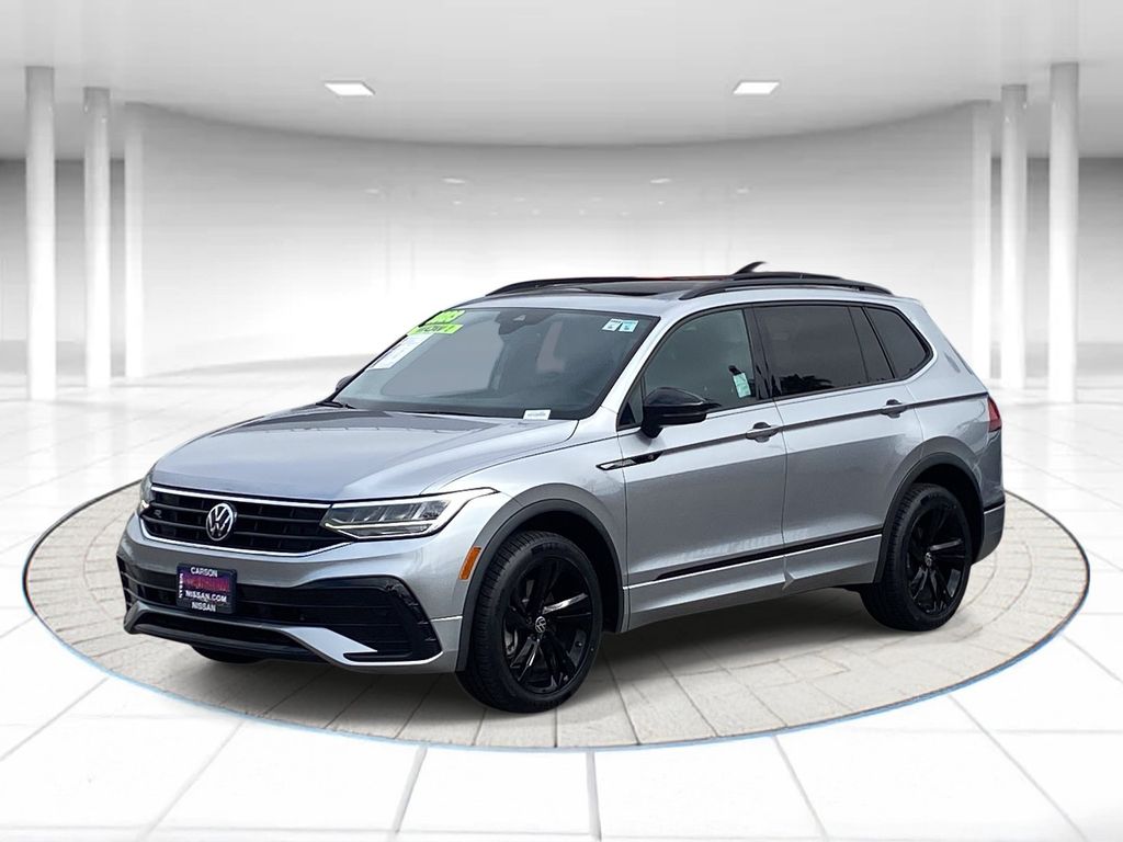 2023 Volkswagen Tiguan SE R-LINE BLACK