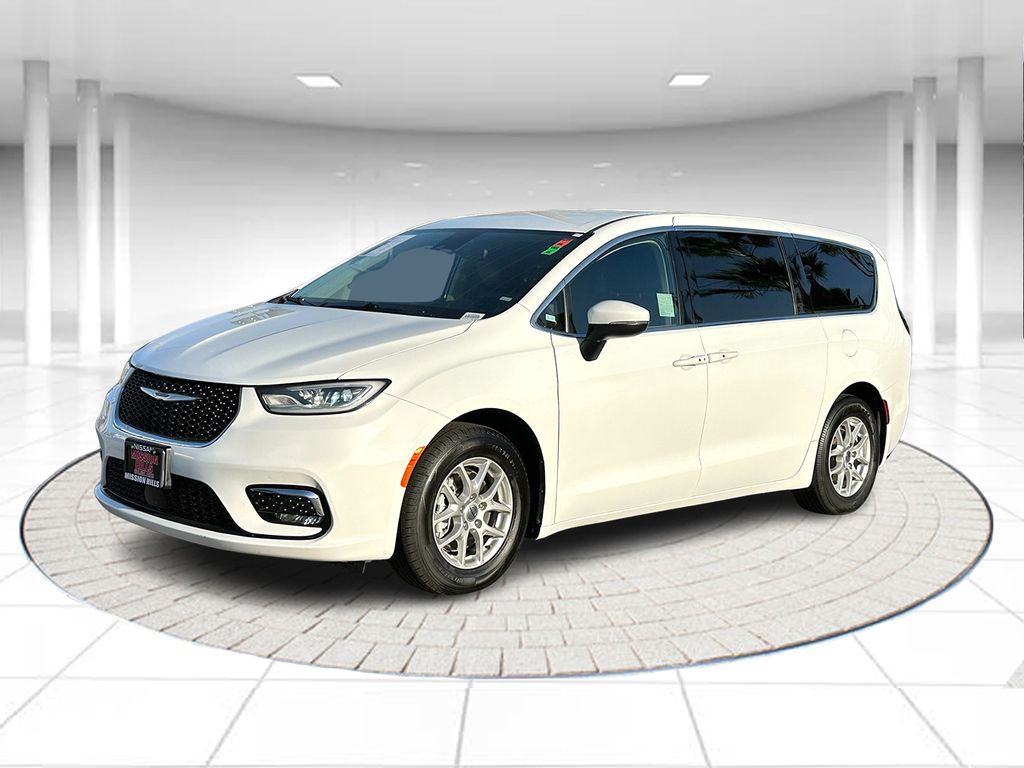 2023 Chrysler Pacifica
