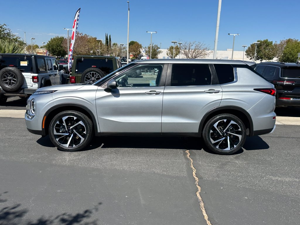 Certified 2024 Mitsubishi Outlander SE SUV