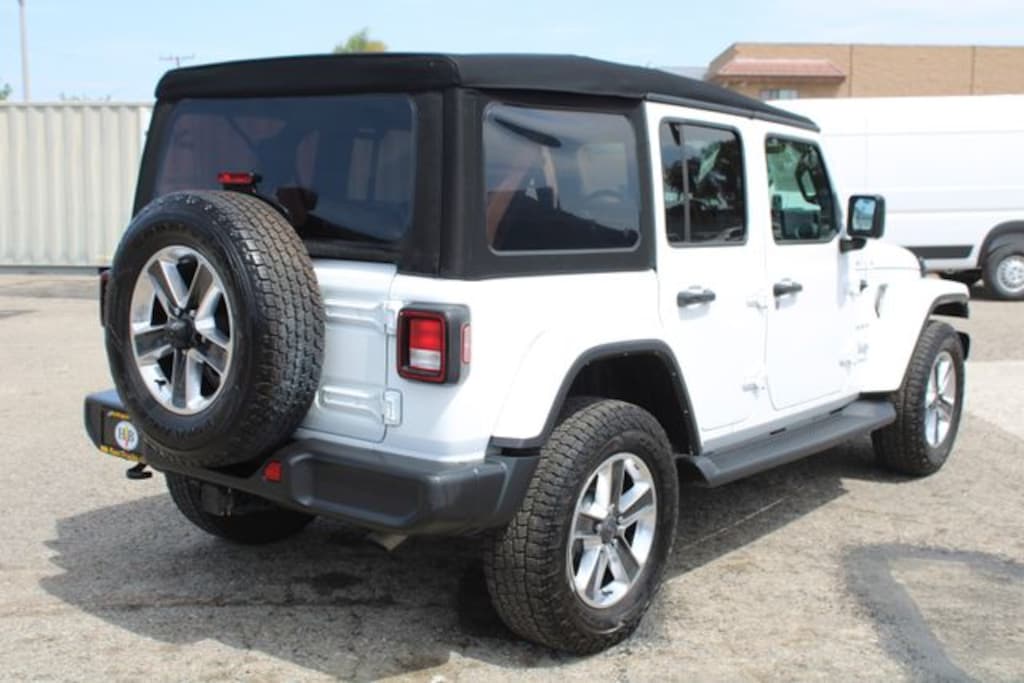 Used 2022 Jeep Wrangler Unlimited Sahara SUV