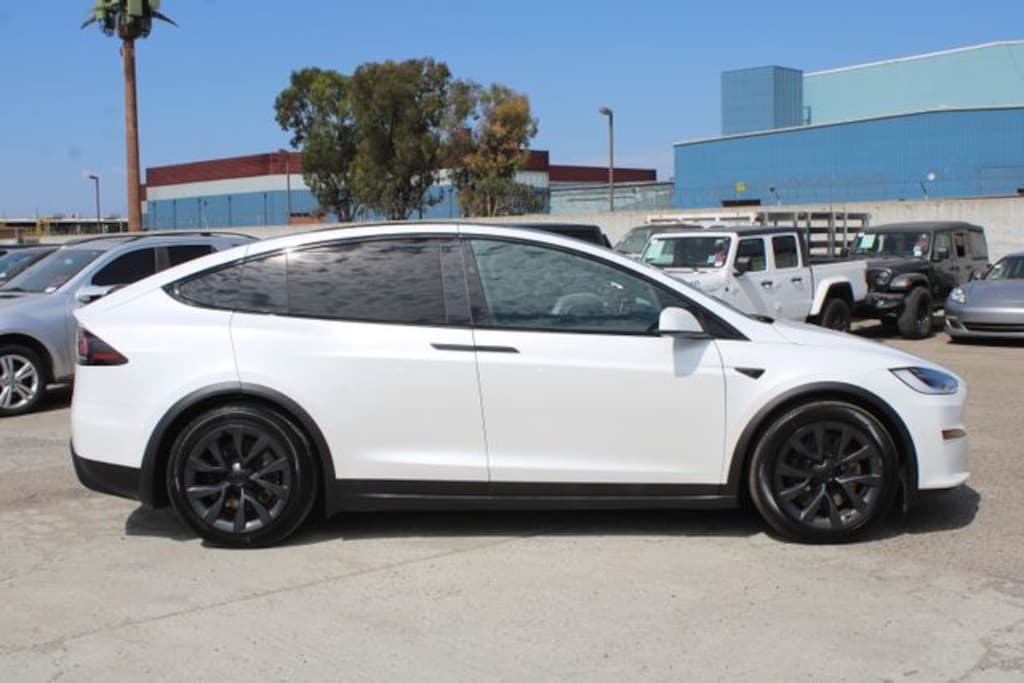 Used 2023 Tesla Model X Standard Range SUV