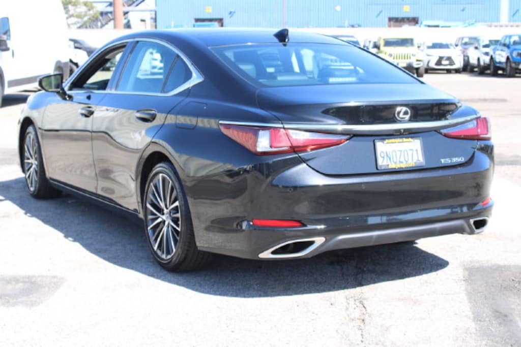 Used 2024 Lexus ES 350 Sedan