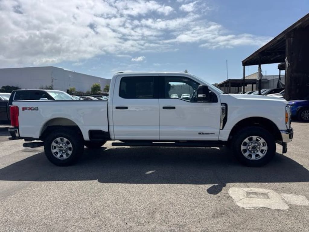 Used 2023 Ford F-250SD XLT Truck