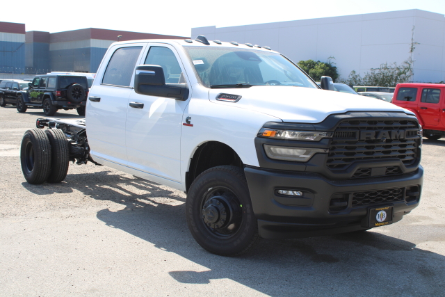 2026 Ram 3500 Chassis Cab Tradesman Crew Cab 4x4 Chassis Truck Crew Cab
